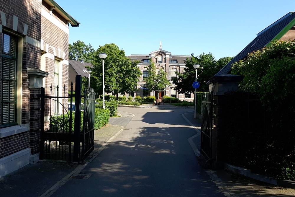 Former Military Hospital Onder de Linden #1