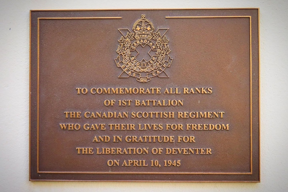 Gedenkteken Canadian Scottish Regiment Deventer