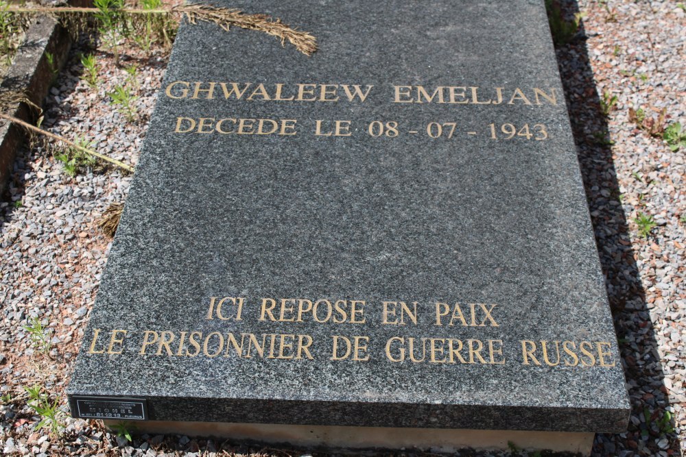 Russian War Grave Chapelle-lez-Herlaimont #2