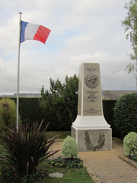 War Memorial Agon-Coutainville #1