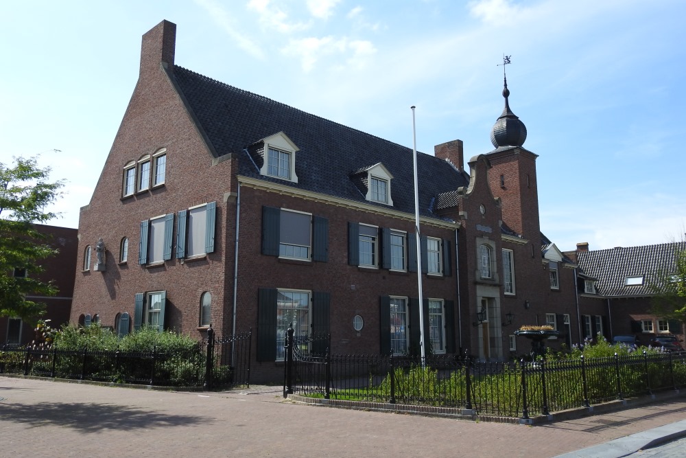 Huize Chartroise Raamsdonksveer (Villa Chartroise)