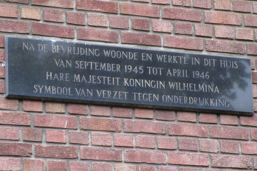 Memorial Wilhelmina #2