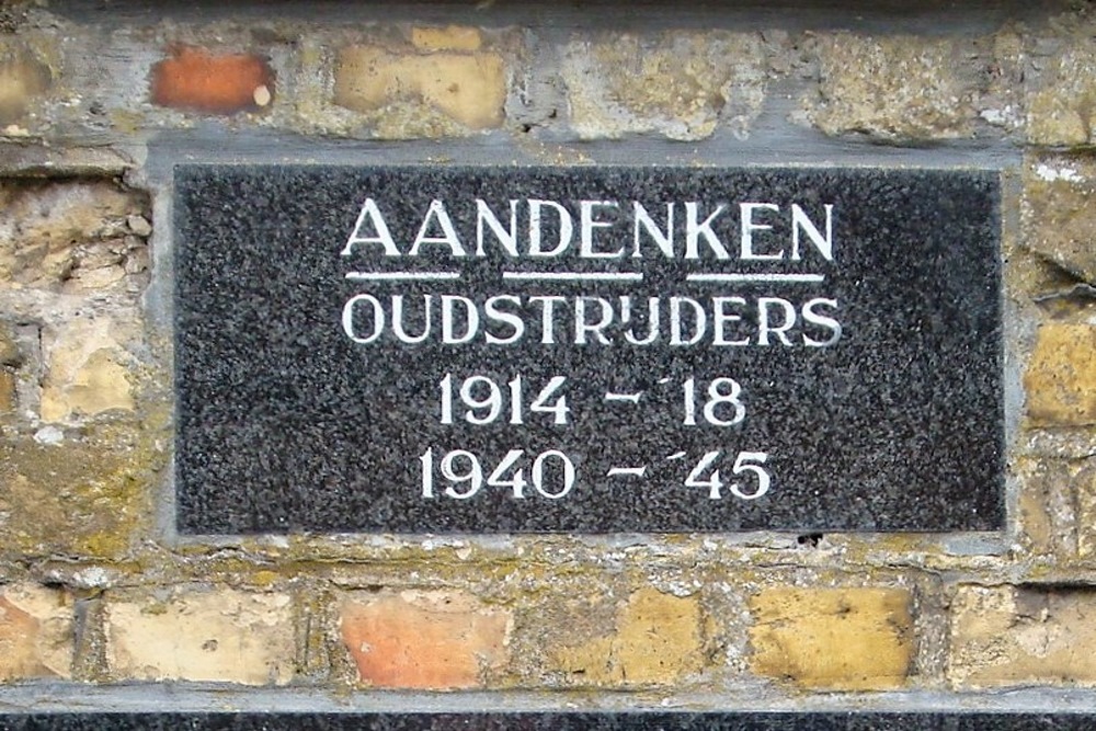 Gedenkteken Oudstrijders Schore #2