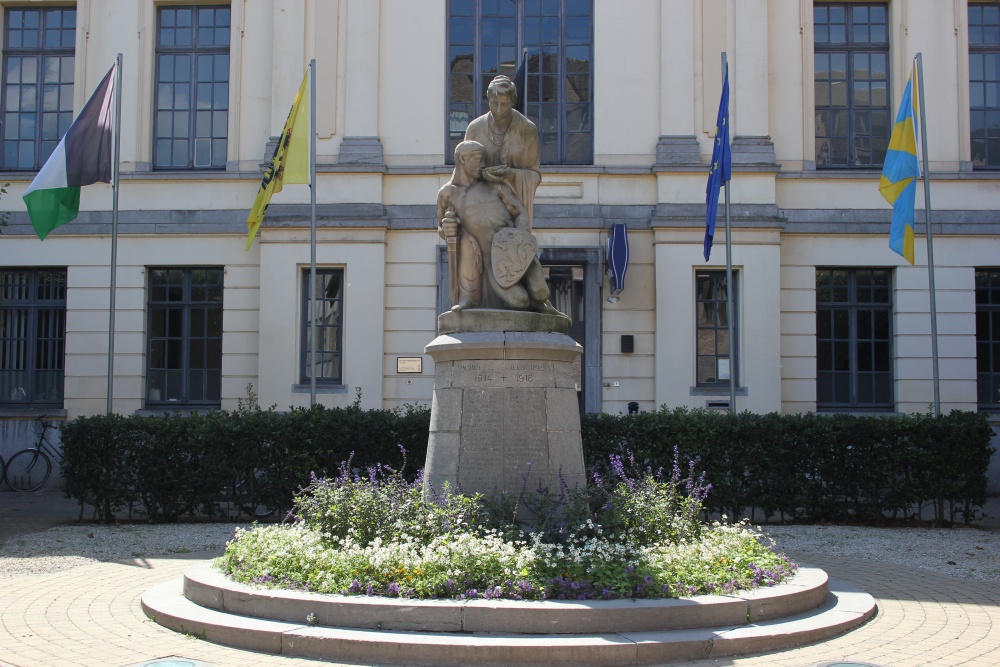 Oorlogsmonument Torhout #1