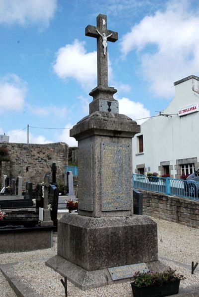 Oorlogsmonument Saint-Pabu #1