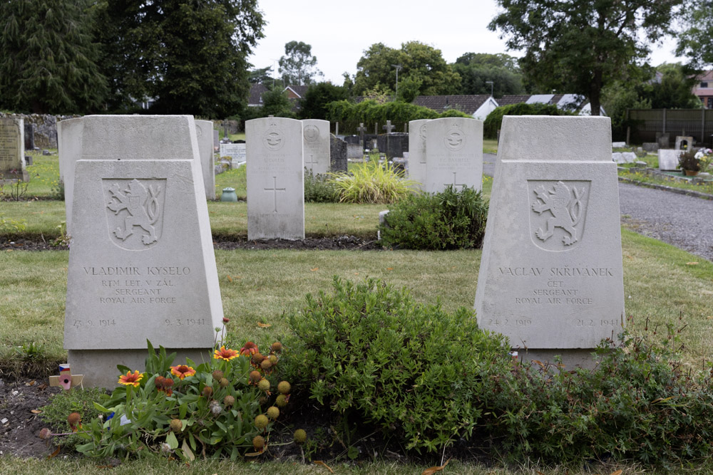 Commonwealth War Graves Ringwood Cemetery #3