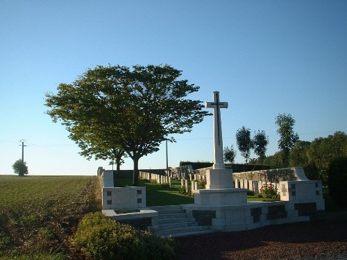 Commonwealth War Cemetery La Baraque #1