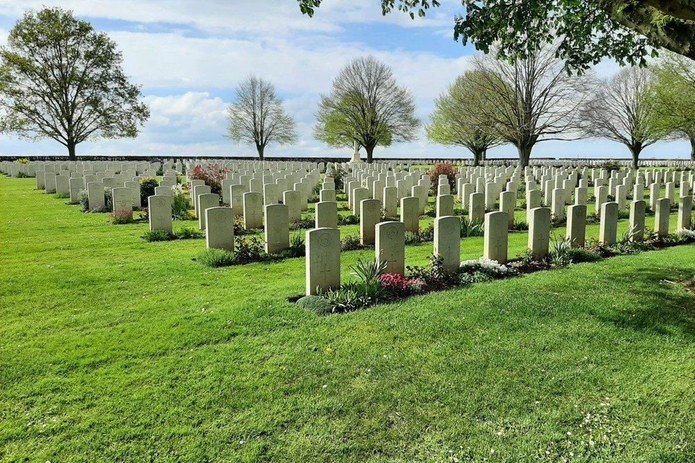 Commonwealth War Cemetery Saint-Manvieu #2