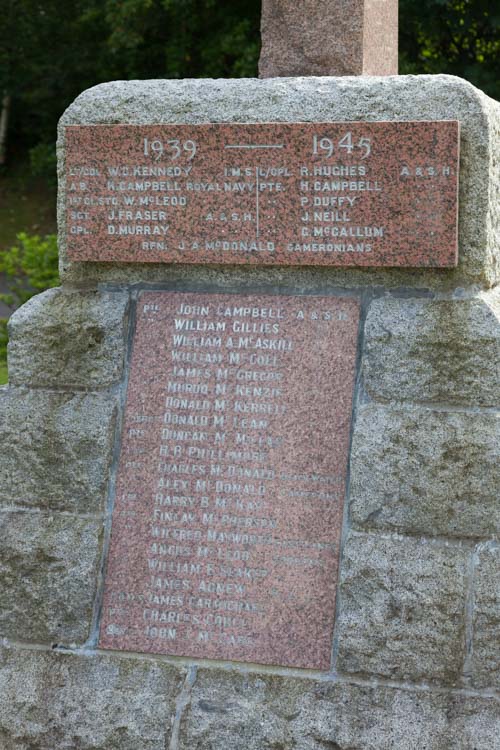 Oorlogsmonument Kinlochleven #2