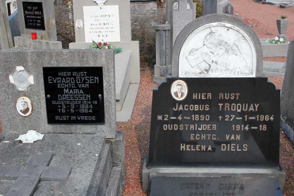 Belgian Graves Veterans Veldwezelt #5