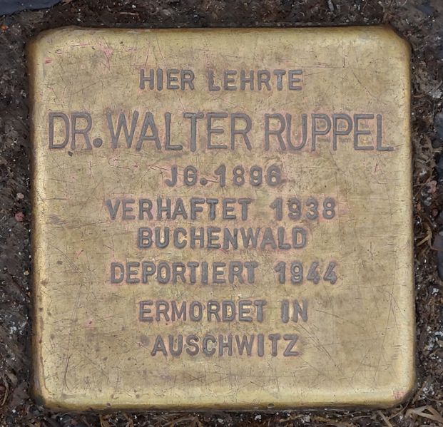 Stolperstein Bergallee 8 #1