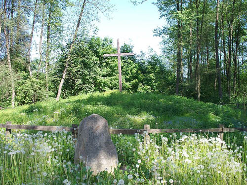 Stawiereje Podleśne Russian-German War Cemetery #1