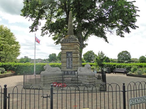 Oorlogsmonument Dersingham #1