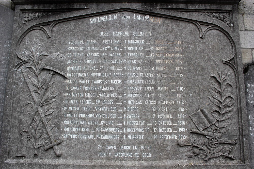 War Memorial Vlierzele #2