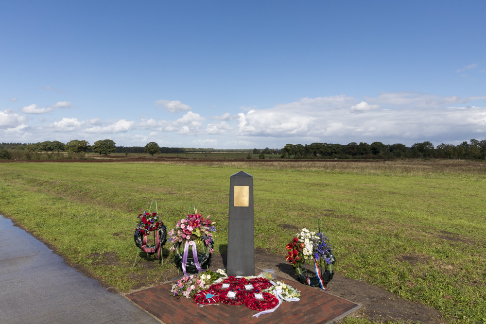 Monument Landingsterreinen Renkum #4