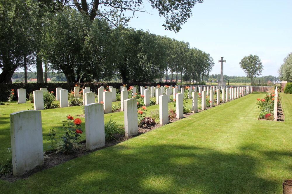 Commonwealth War Cemetery Hospital Farm