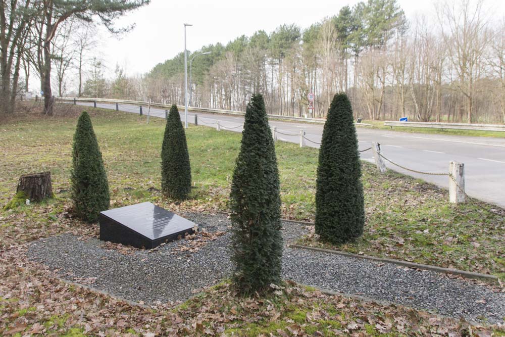 Memorial Stone Fallen British and Scottish Soldiers