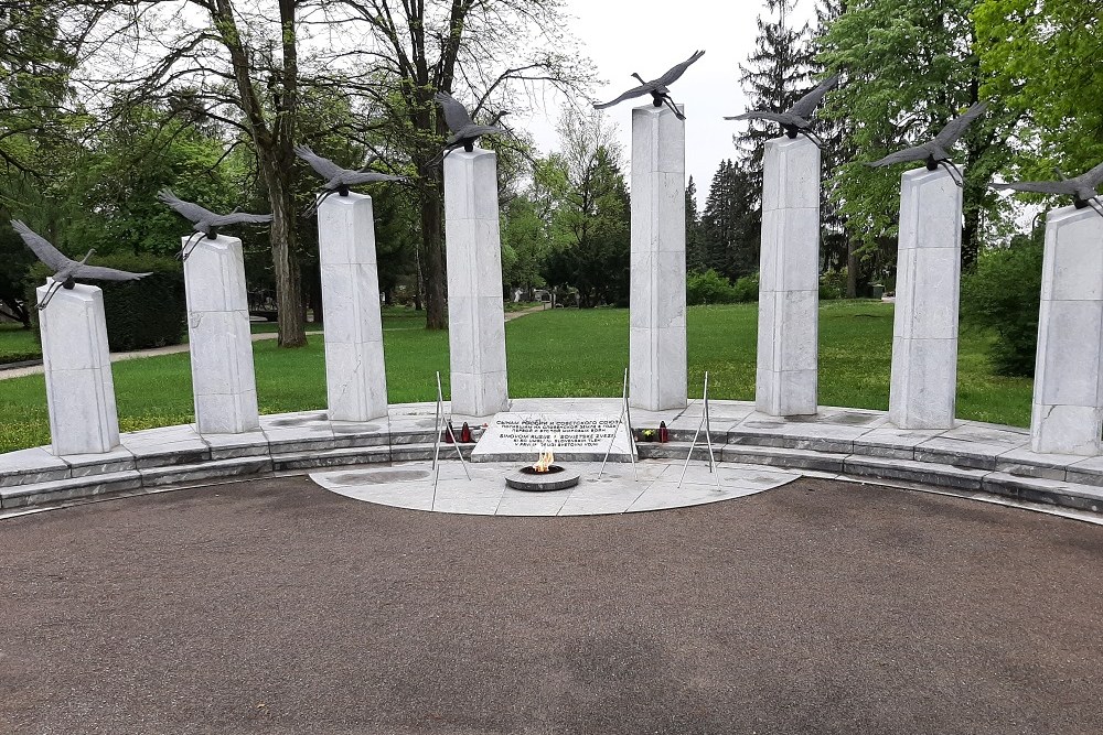 Monument Gesneuvelde Russische en Sovjet Soldaten