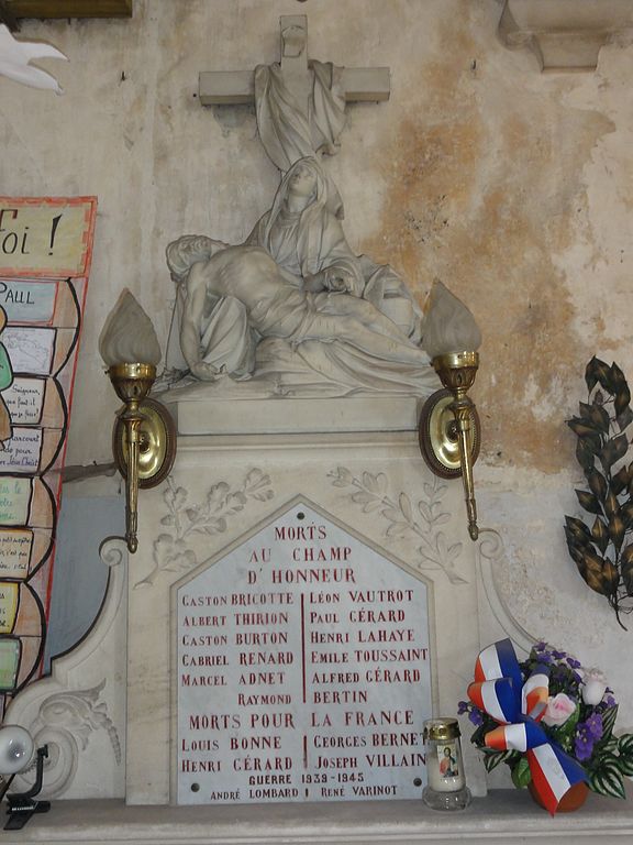 Oorlogsmonument Kerk Morley #1