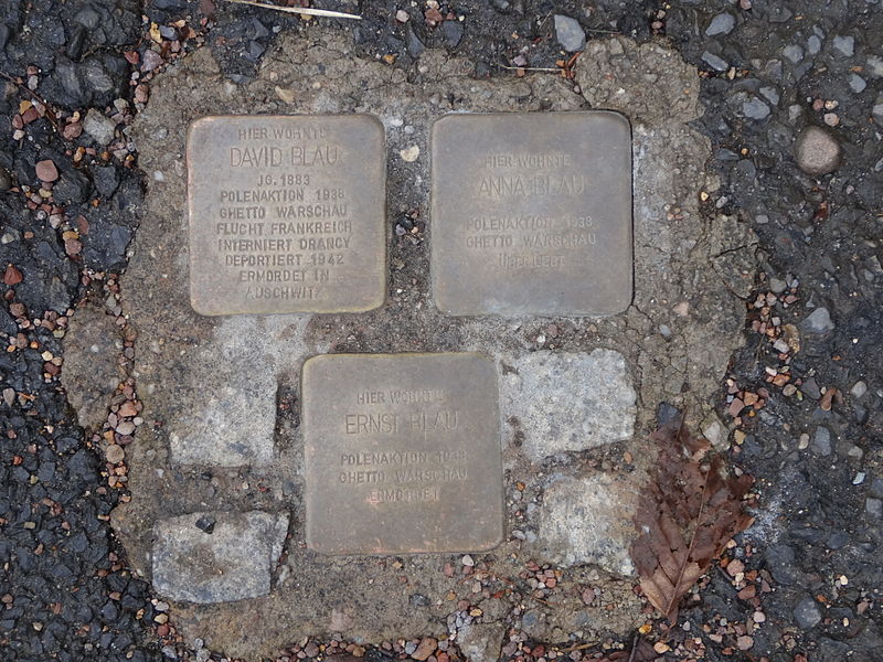 Stumbling Stones Goldbacher Straße 1