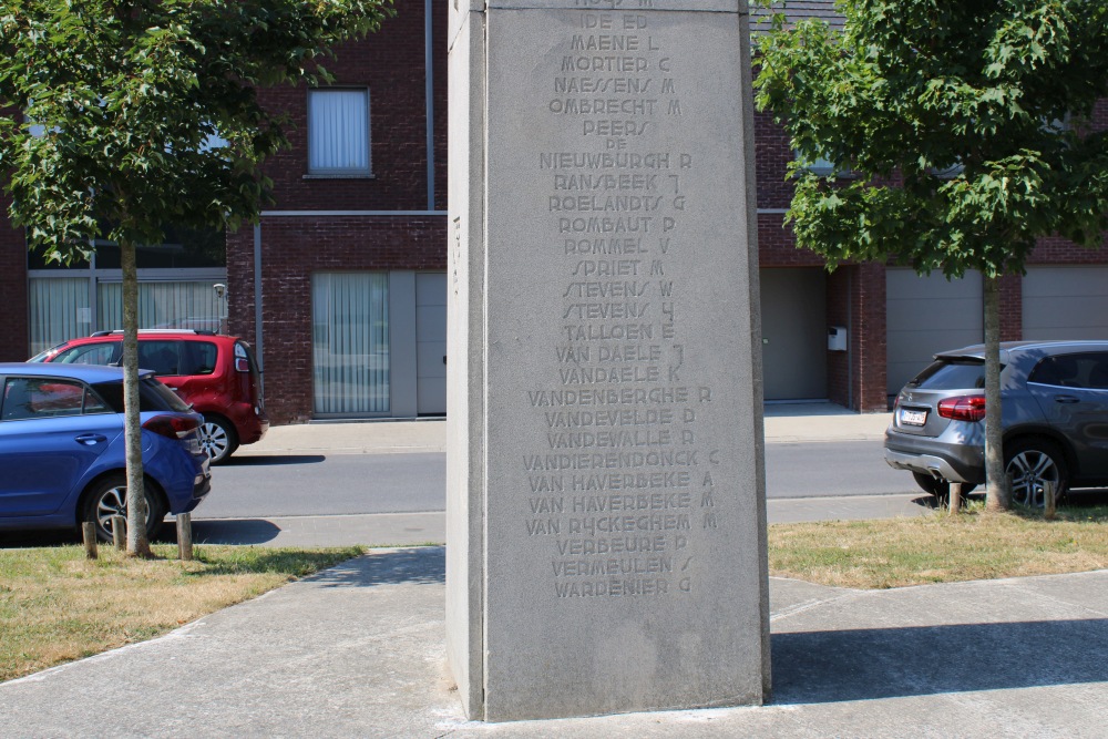 Memorial 10th Canadian Infantry Brigade Oostkamp #3