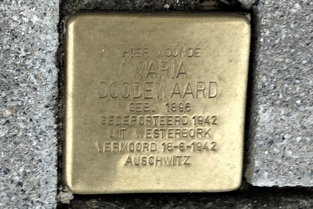 Stolpersteine Walenburgerweg 90b #4