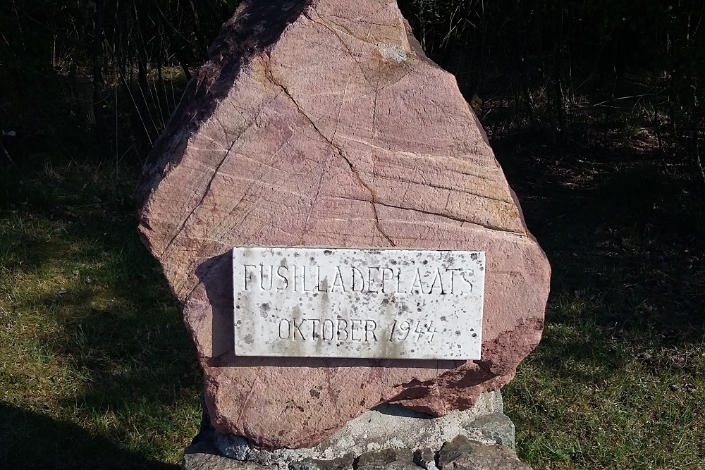 Fusillade Monument Oktober 1944 Alphen #3