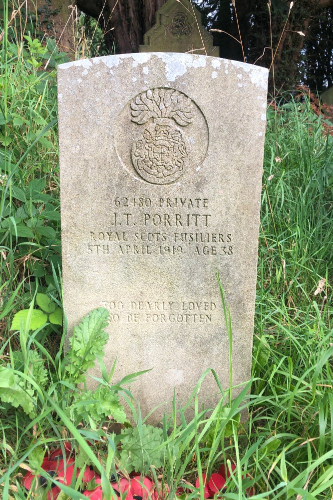 Oorlogsgraven van het Gemenebest Hayfield Church Cemetery #2