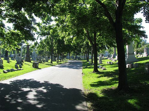 Commonwealth War Graves Forest Lawn Cemetery