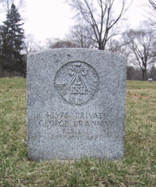 Commonwealth War Grave Hillside Cemetery #1