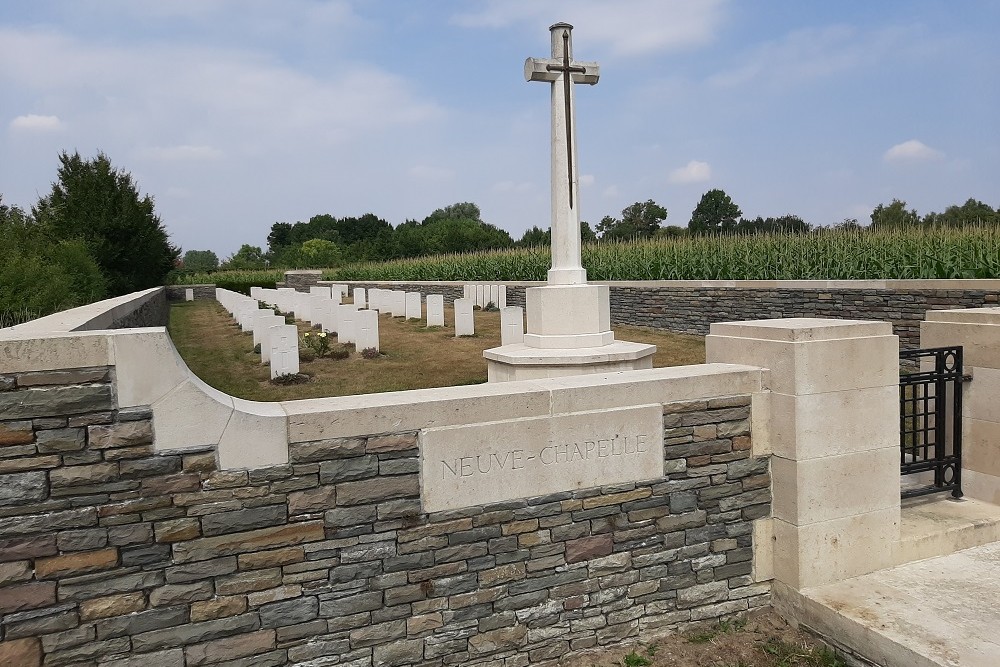 Oorlogsbegraafplaats van het Gemenebest Neuve-Chapelle Farm #1