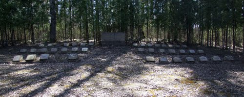 Sovjet Oorlogsbegraafplaats Sērene #1
