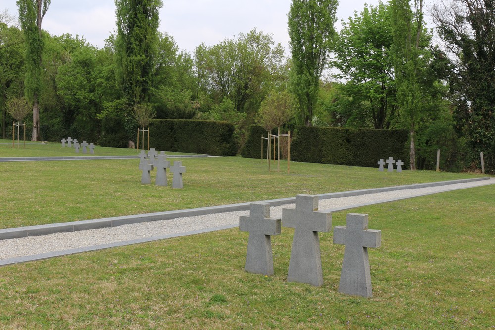 Duitse Oorlogsgraven Zagreb #2