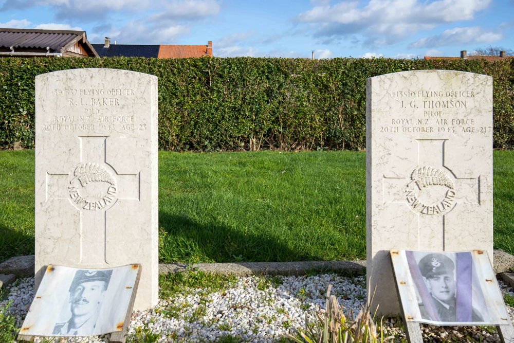 Commonwealth War Graves Eernegem #2