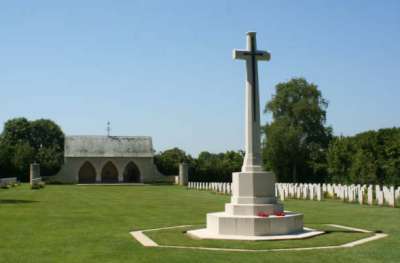 Commonwealth War Cemetery Hermanville #1