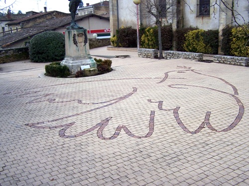 Oorlogsmonument Saint-Pierre-d'Aurillac #1