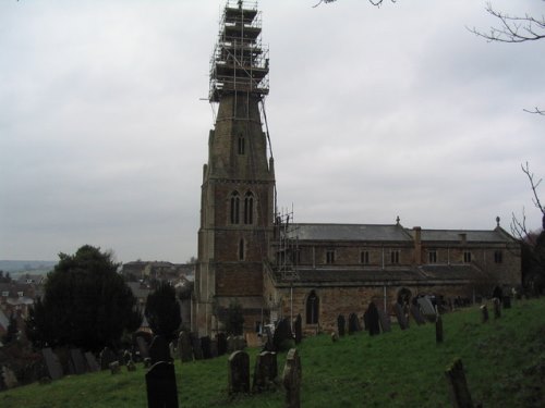 Commonwealth War Grave St. Mary Magdalene Churchyard #1