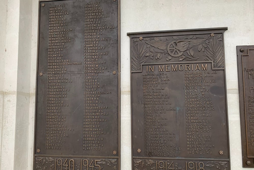 Monument Omgekomen Spoorwegmedewerkers Liège #3