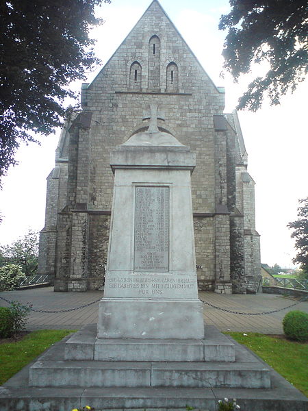 Oorlogsmonument Herbesthal #1