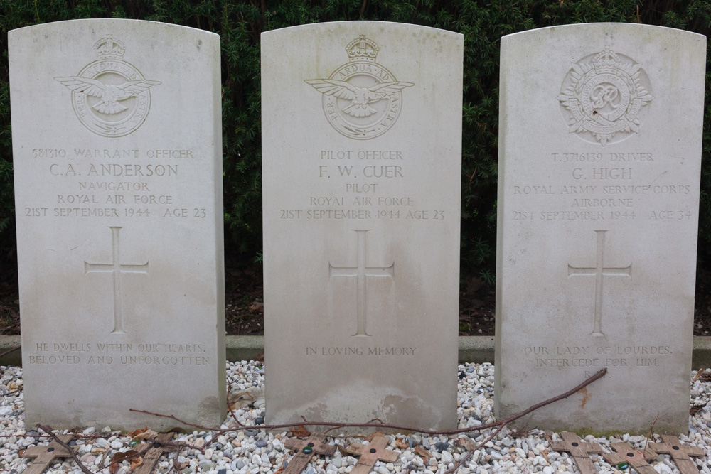 Commonwealth War Graves General Cemetery Heteren #3