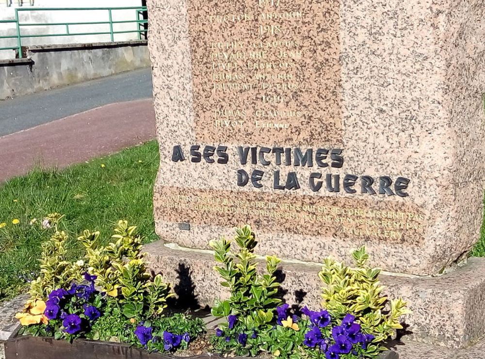 World War I Memorial Saint-Appolinaire