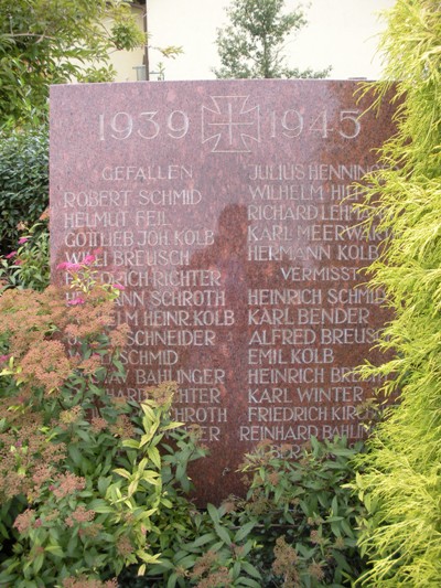 War Memorial Bahnbrücken #1