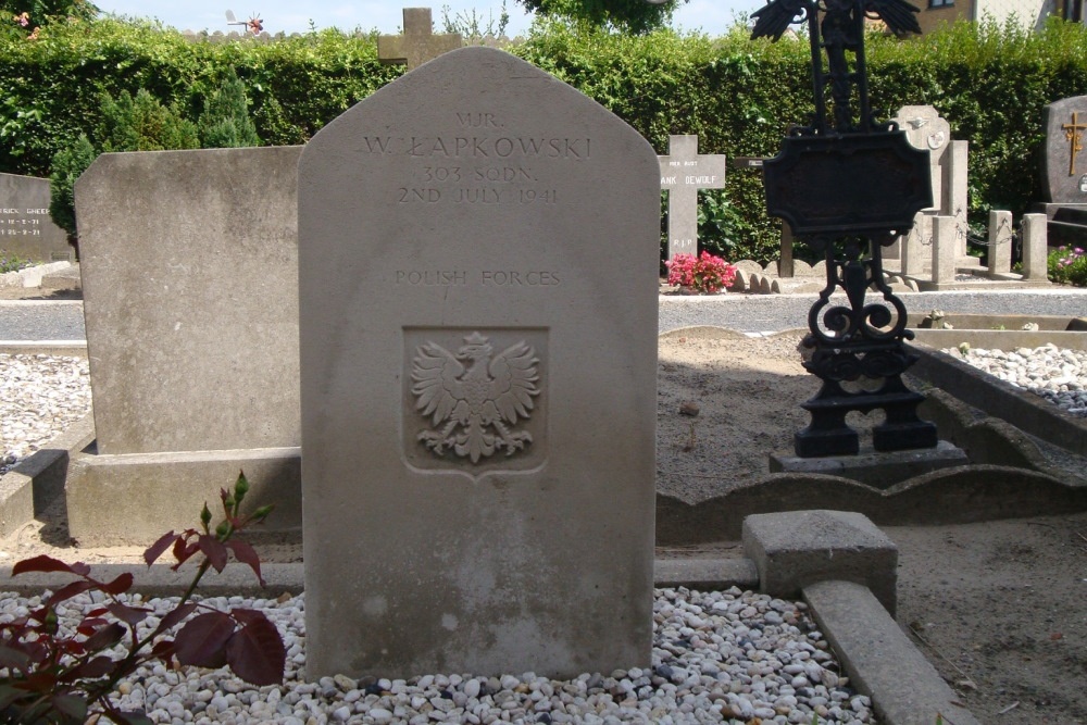 Polish War Grave Lombardsijde #2