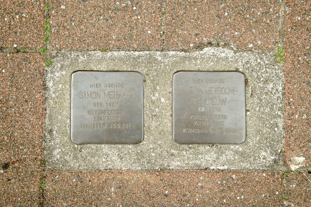 Stolpersteine De Grint 73 (nu Wilhelminastraat 73)