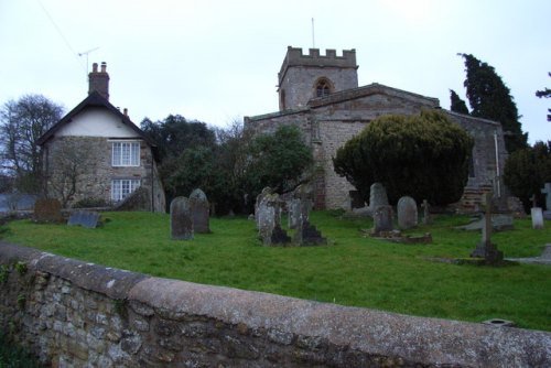 Commonwealth War Grave St. Peter and St. Mary Churchyard #1