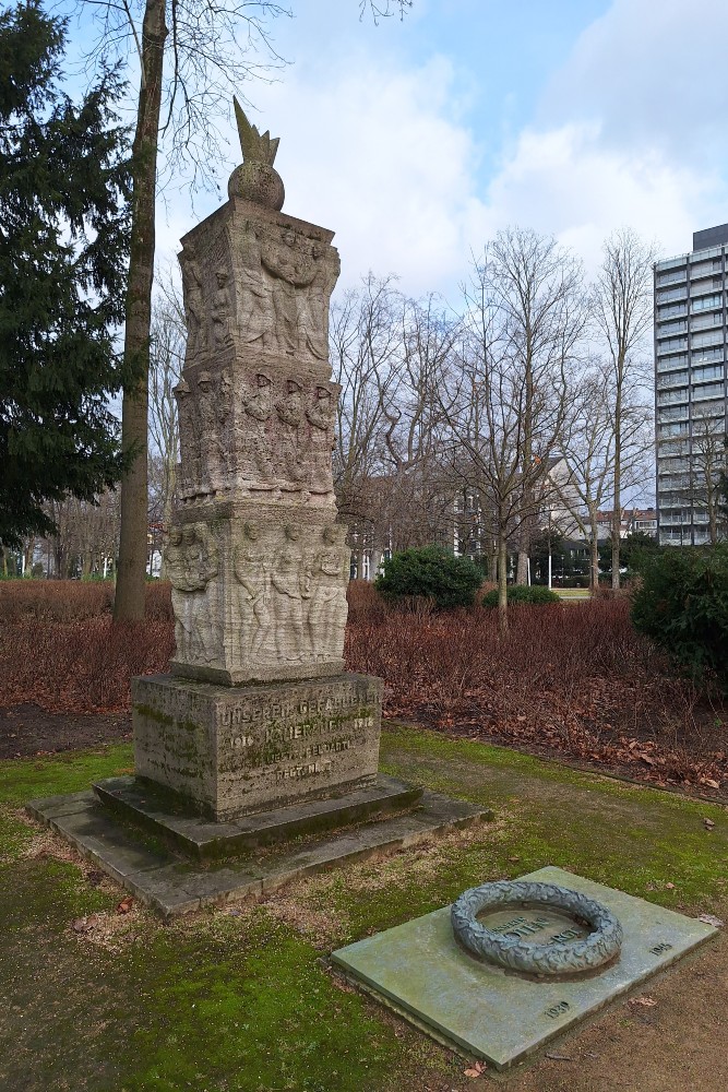 War Memorial Dsseldorf #4