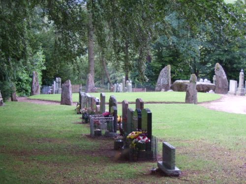 Commonwealth War Graves Midmar New Churchyard #1