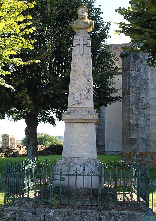 War Memorial Amanzé