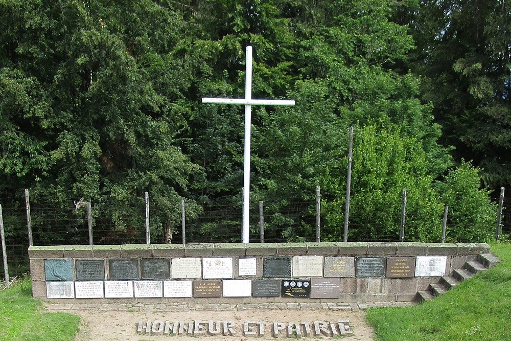 Gedenkmuur Concentratiekamp Natzweiler-Struthof