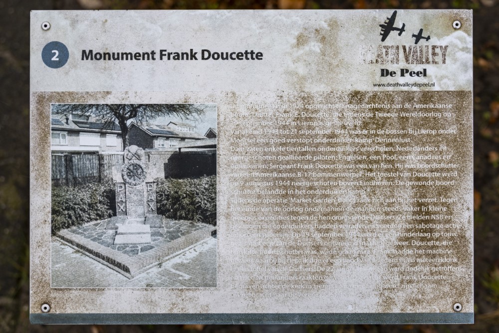 Fietsroute Death Valley De Peel - Monument Frank Doucette (#2)